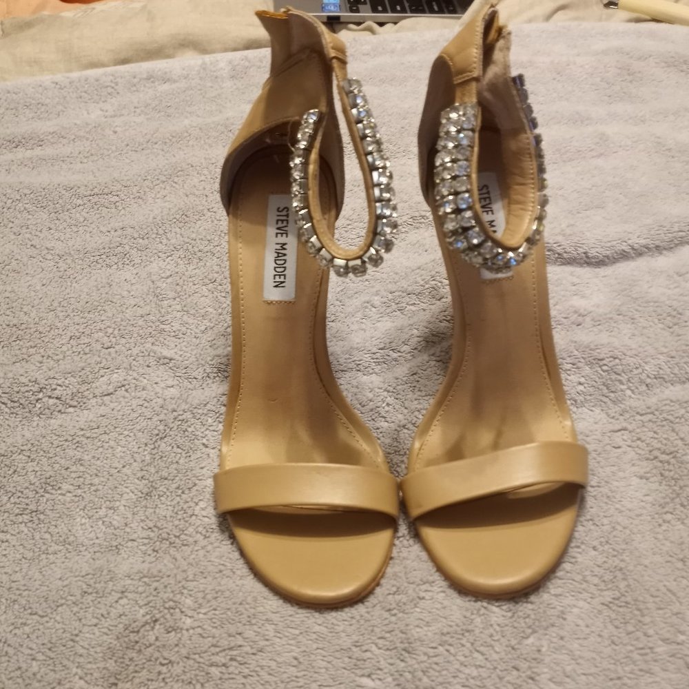 Steve madden Tan,cream diamond strapped Steve madden heels